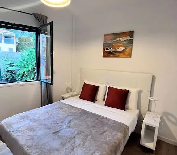 Luxury View Apartament Funchal Ii * Funchal (Madeira)