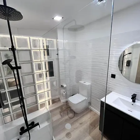 Luxury View Apartament Funchal Ii شقة *